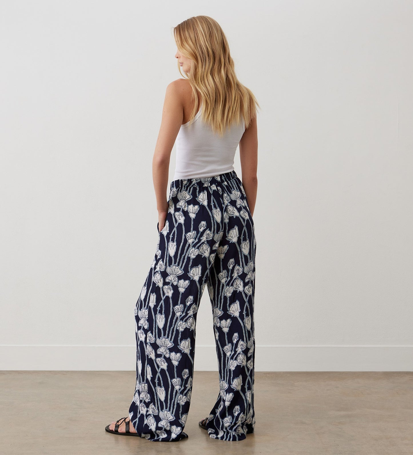 Nat Navy Flower Trousers
