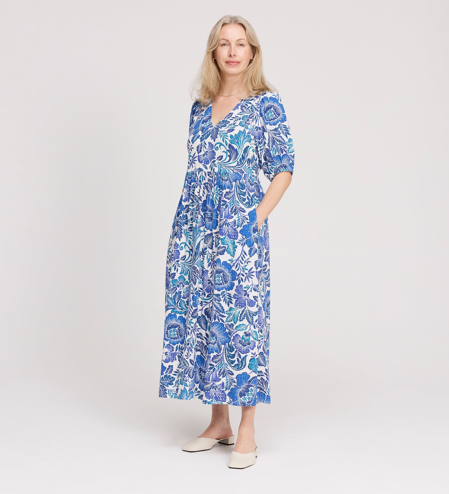 Logan Blue Floral Midi Dress
