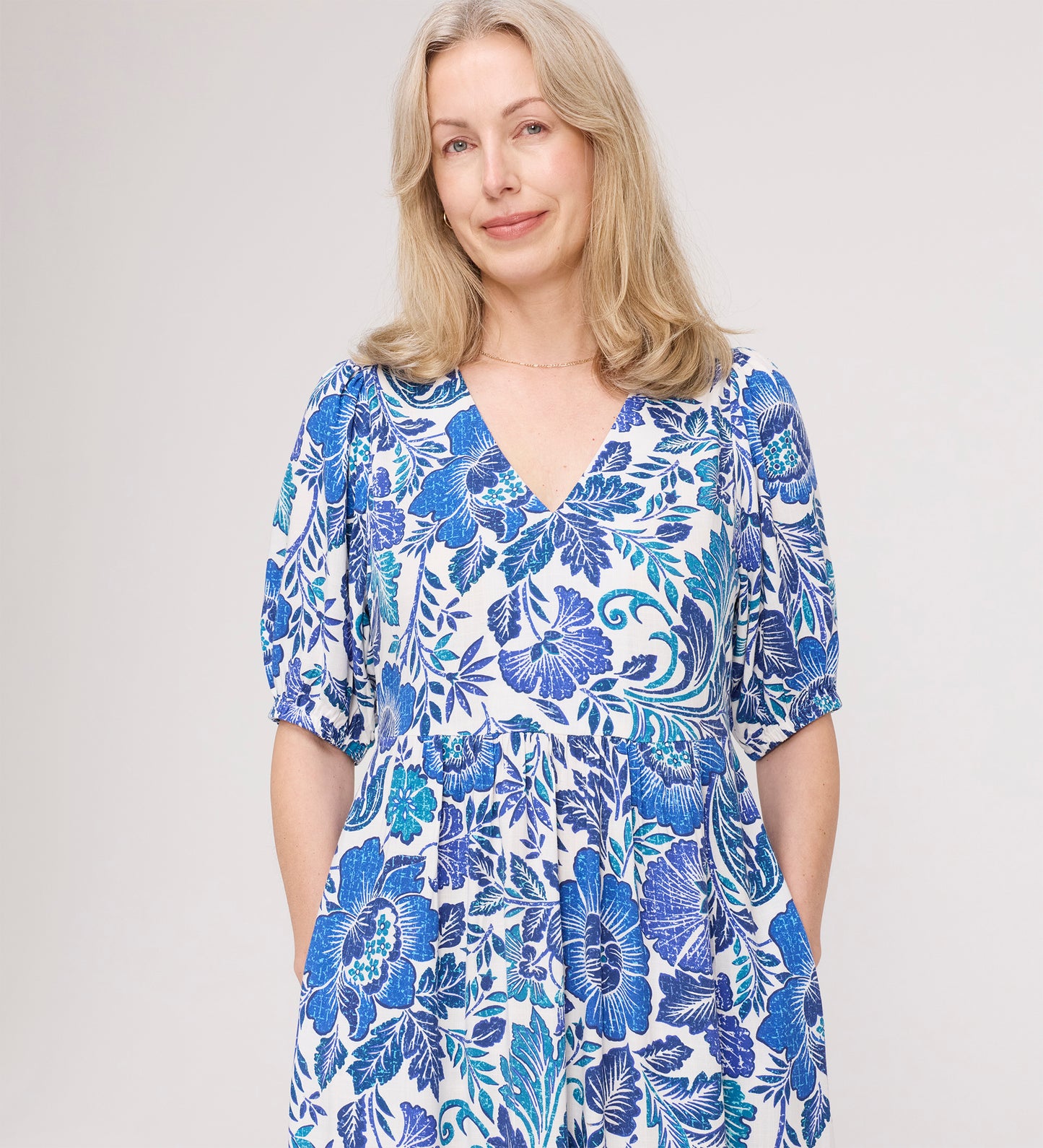 Logan Blue Floral Midi Dress