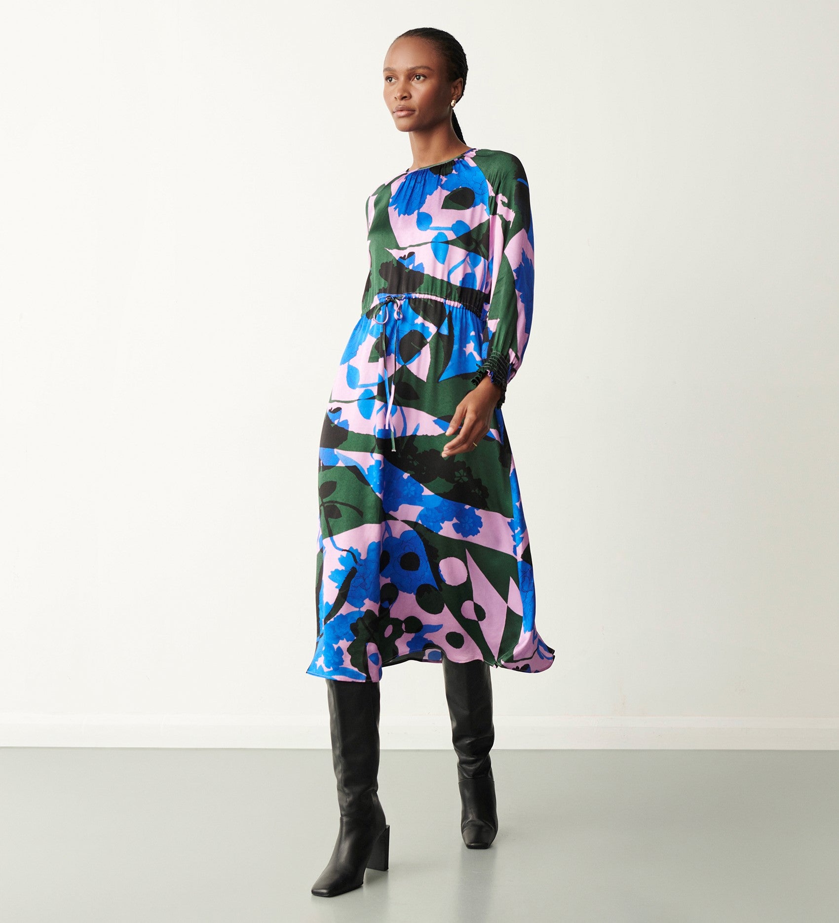 2024FOXEY Early Summer Dress【Floriane】38 Florian Pink Floral Midi Dress – Finery London