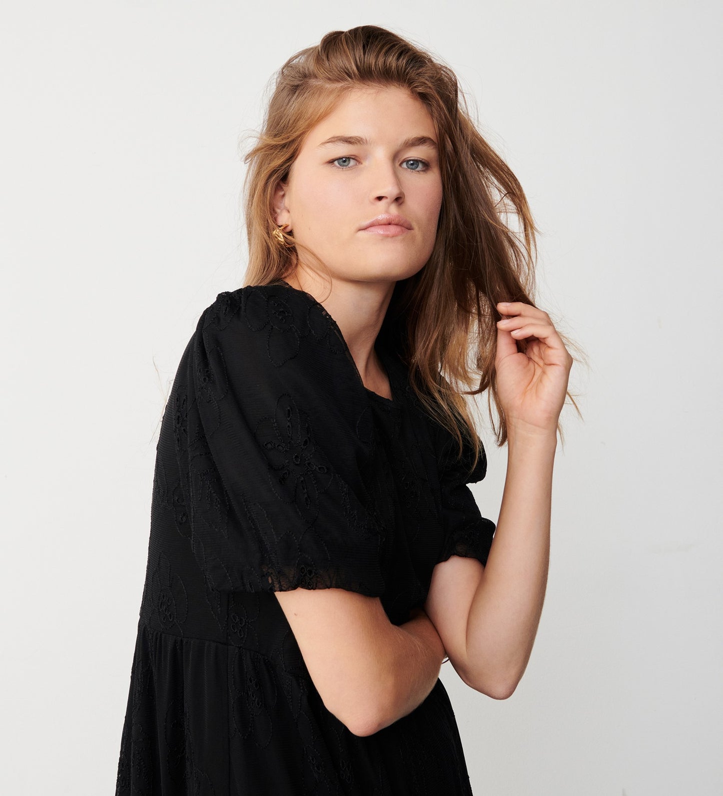 Lucy Black Lace Midi Dress