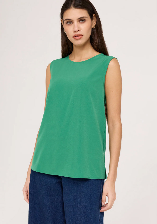 Vallie Green Round Neck Vest