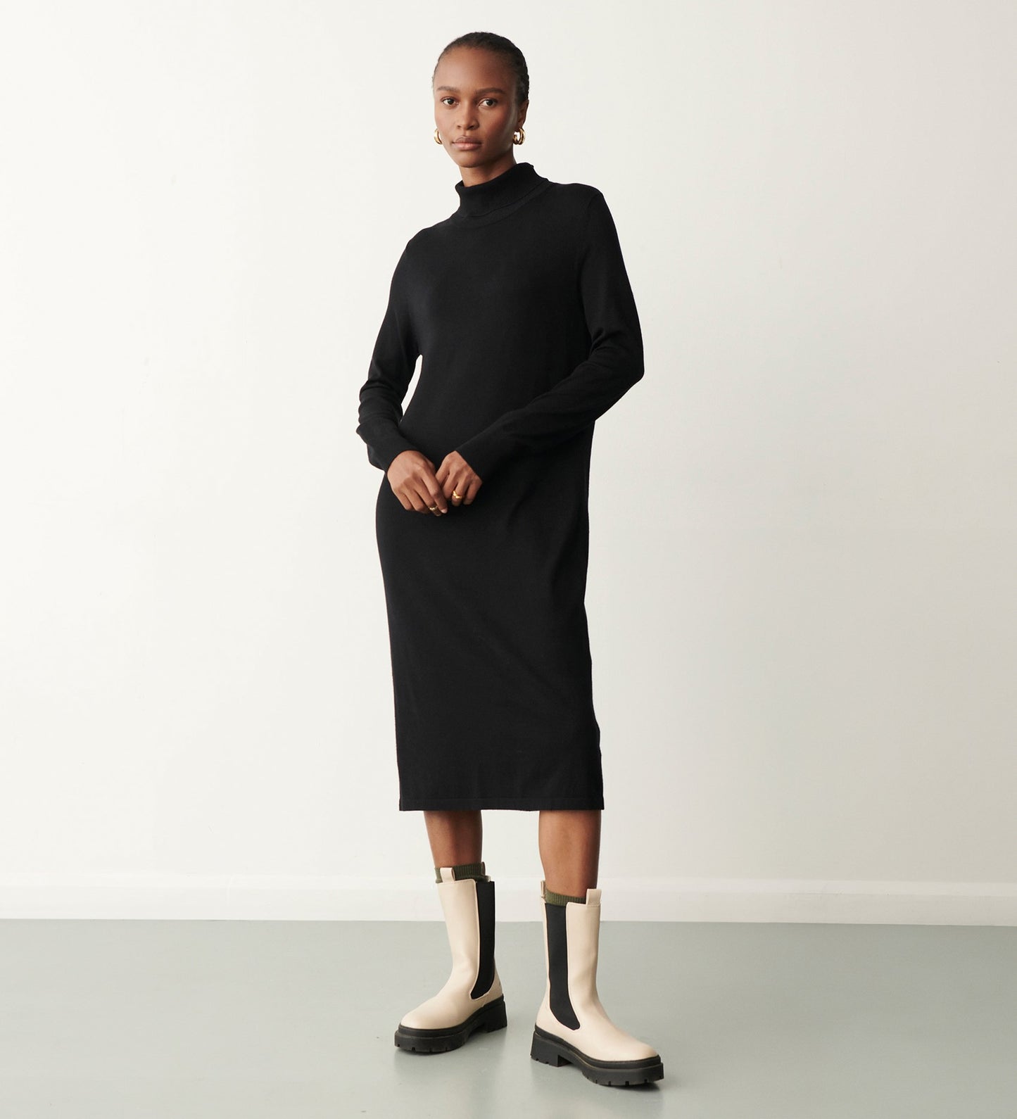 knitwear midi dress Savannah Black Knitted Midi Dress – Finery London