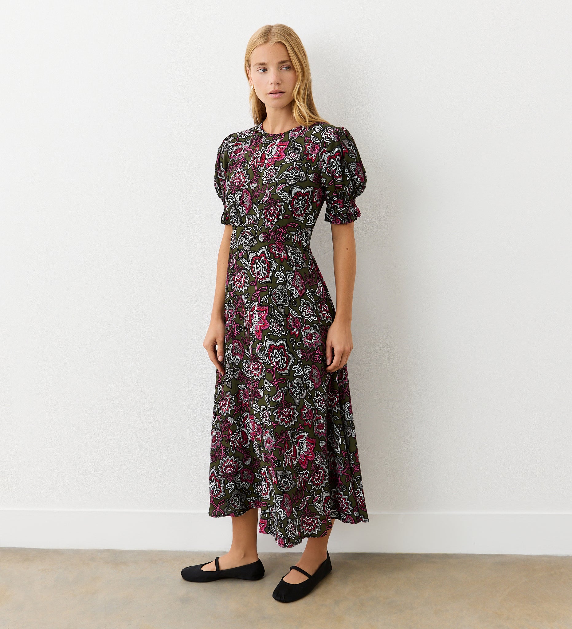 Mela Green Folk Crepe Midi Dress – Finery London
