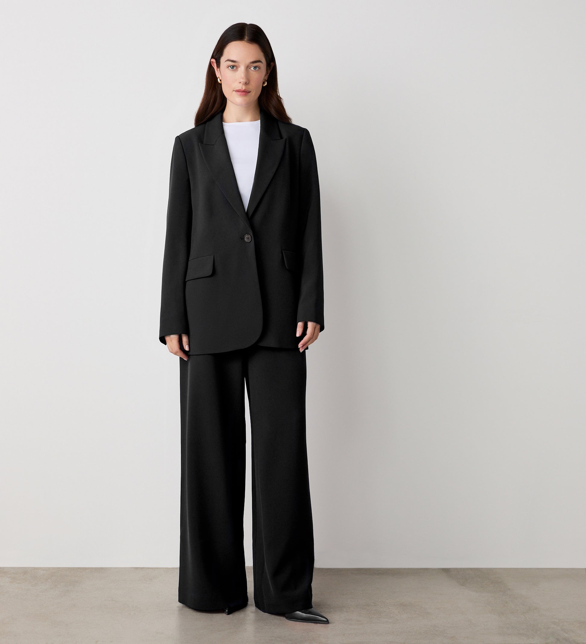 Myla Black Longline Blazer – Finery London