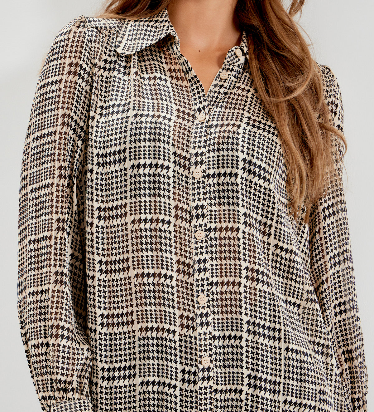 Melina Beige Houndstooth Chiffon Relaxed Fit Gathered Yoke Shirt