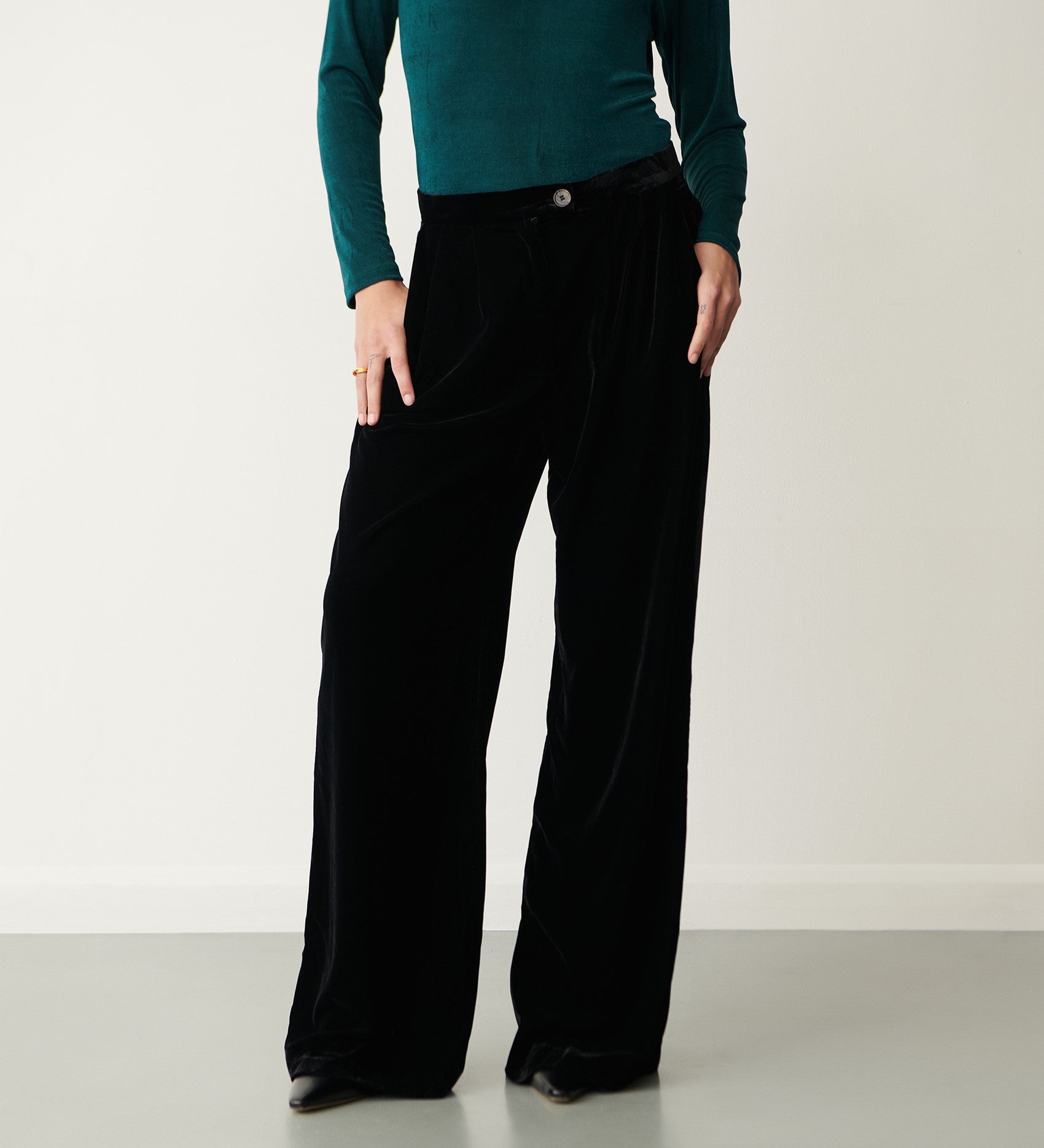 Shadow Veil Layered Wide Slacks スラックス Vegan Leather Wide Leg