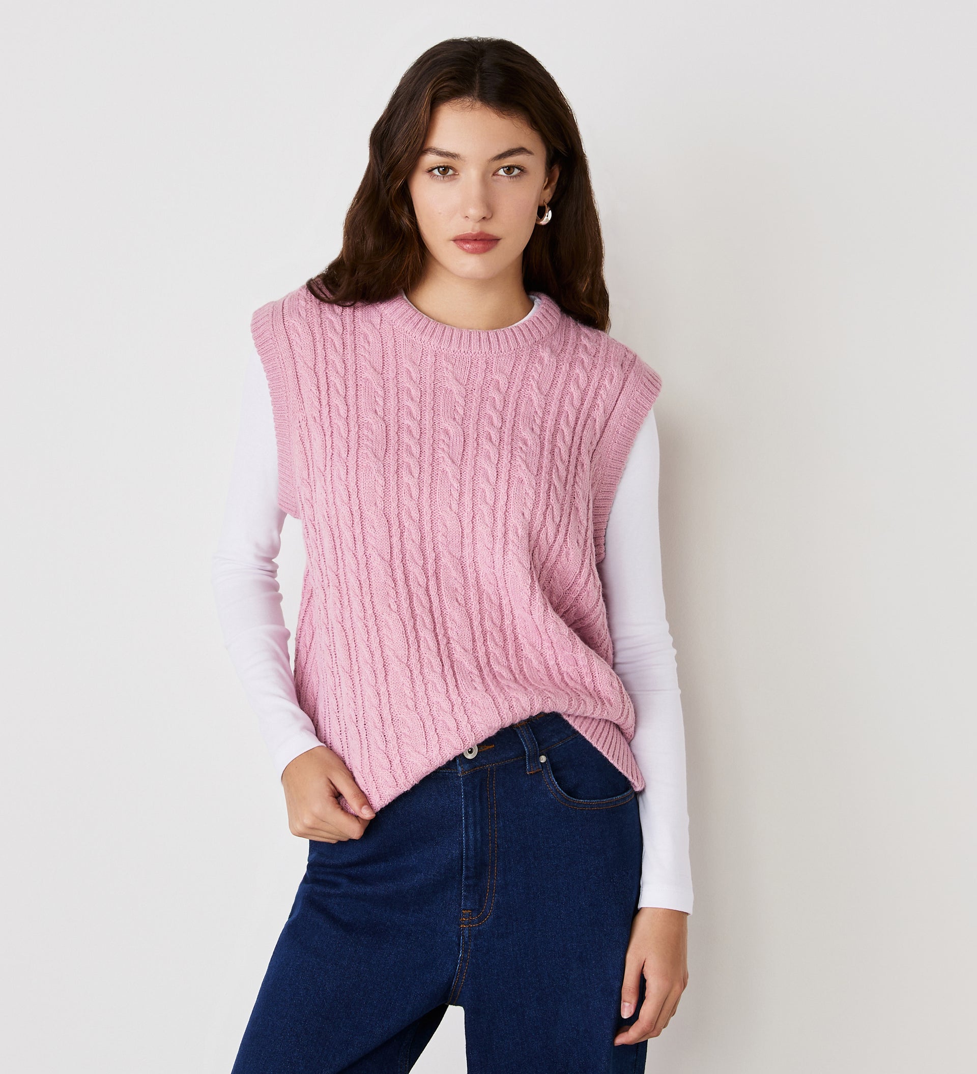 Primrose Pale Pink Crew Neck Knitted Vest – Finery London