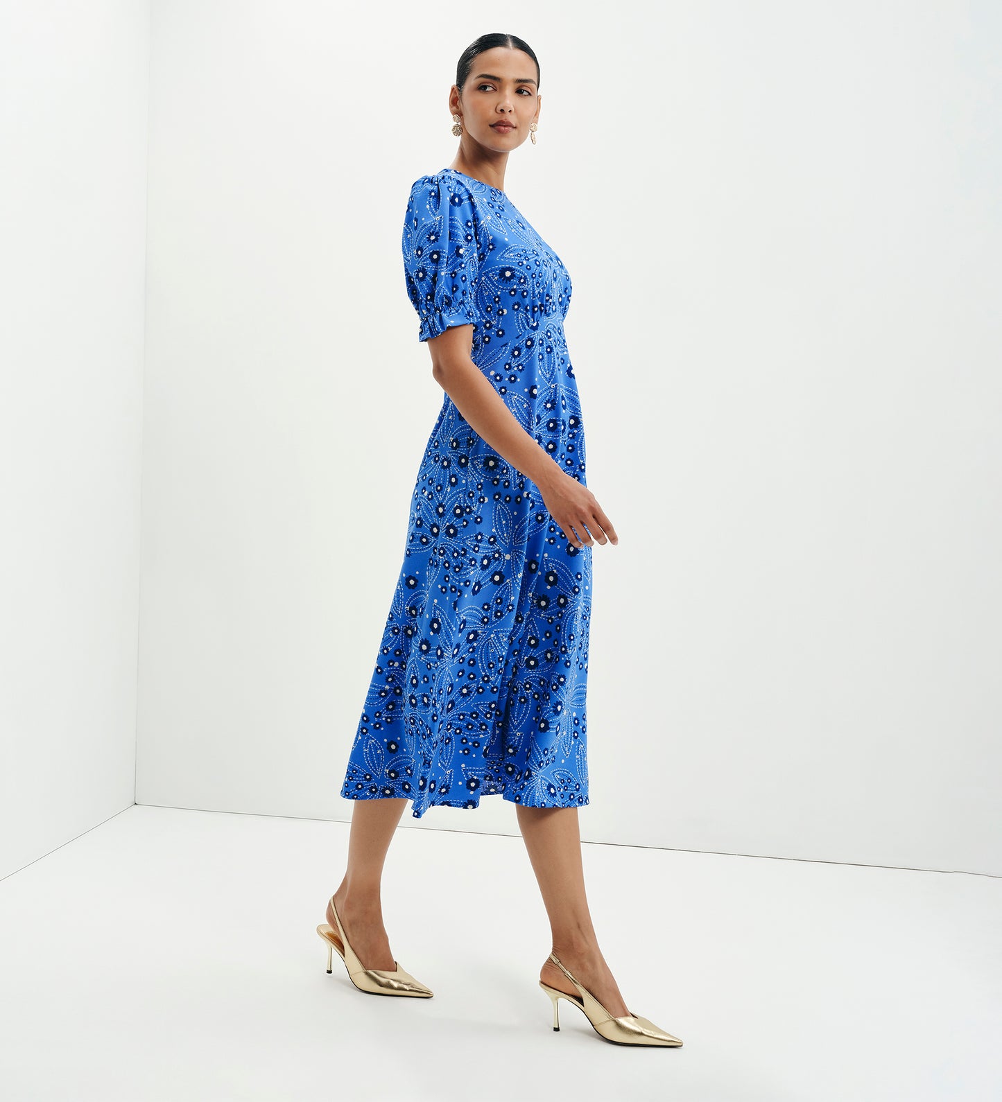 Mela Blue Daisy Midi Tea Dress