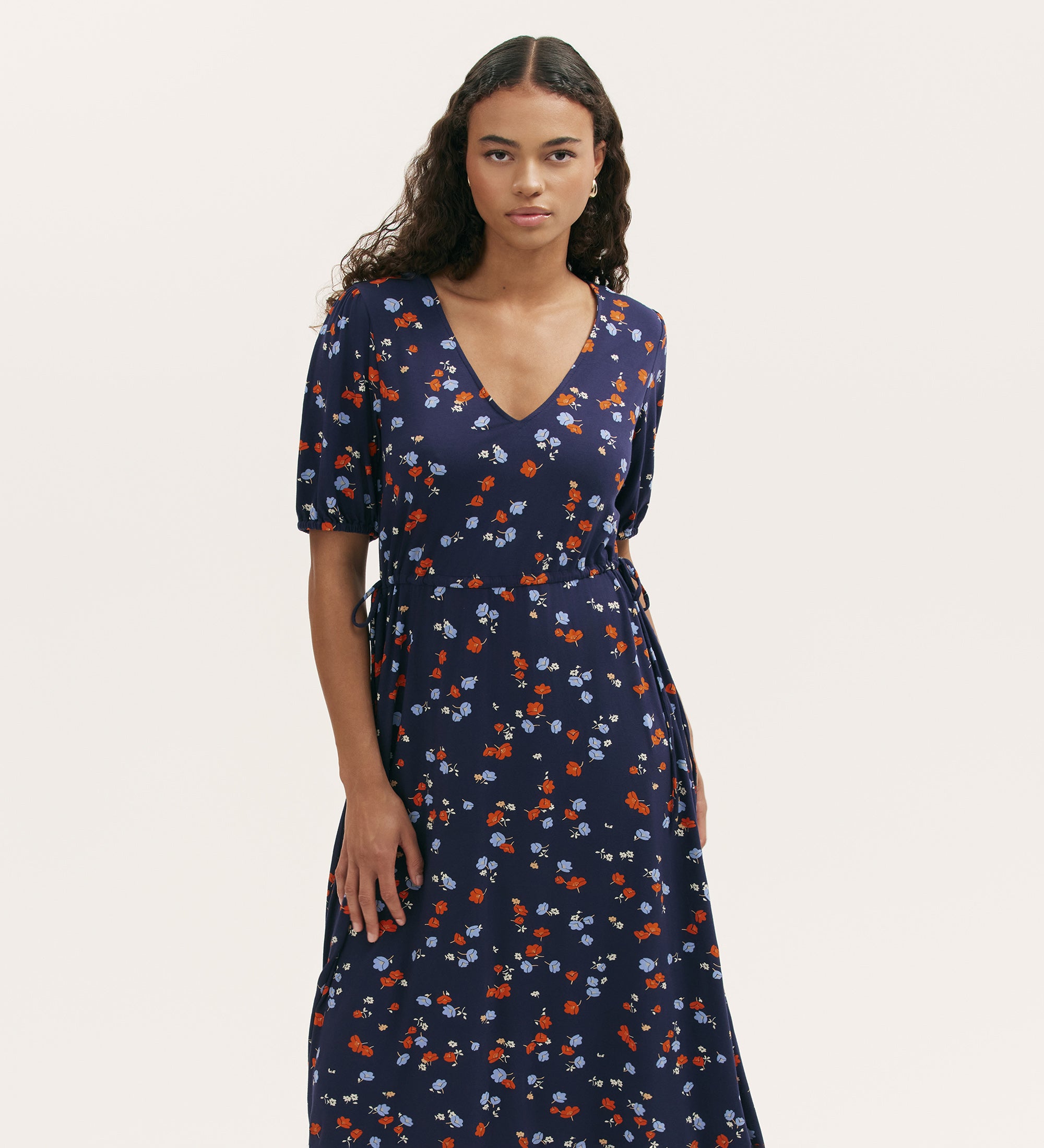 Hessa Navy Ditsy Jersey Midi Dress – Finery London