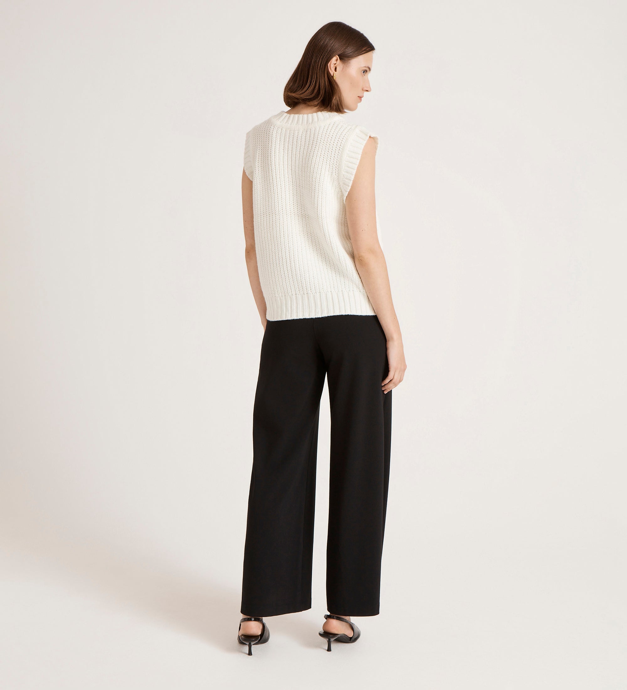 Janette Ivory Knitted Vest – Finery London
