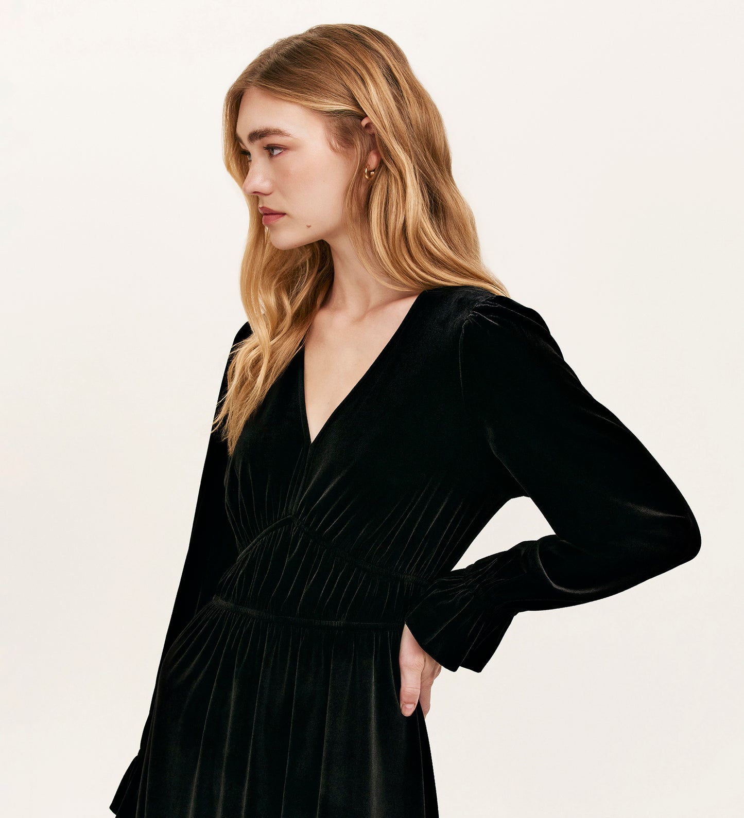 Laila Black Velvet Midi Dress