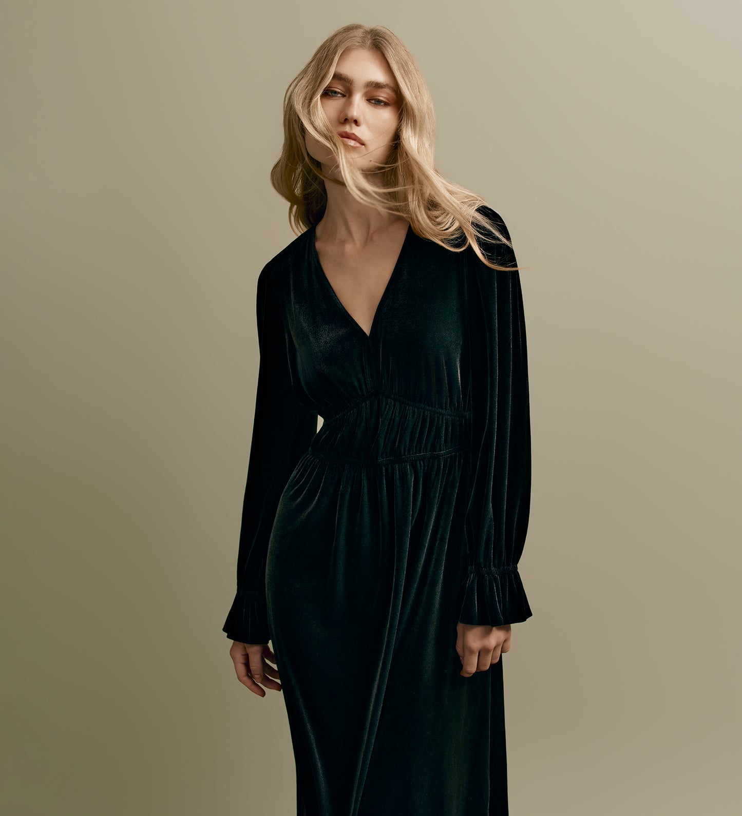 Laila Black Velvet Midi Dress